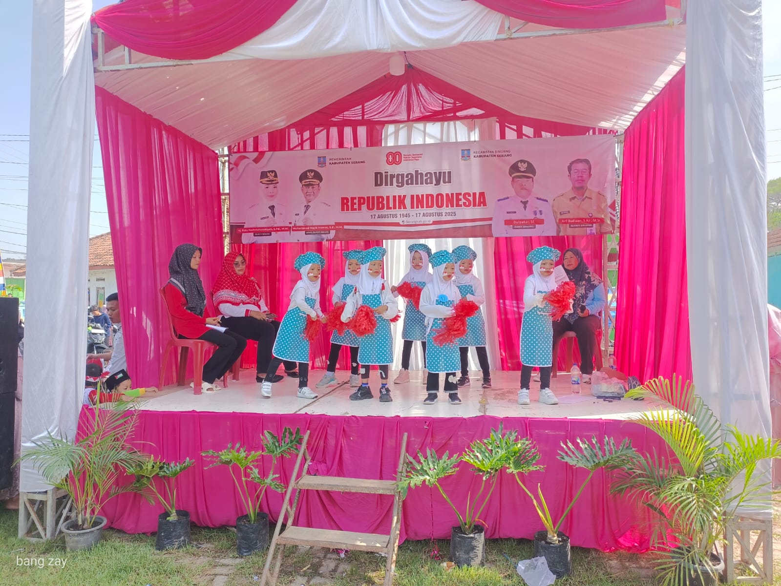 lomba-tari-kreasi-anak-paud-tahun-2025-kec-binuang